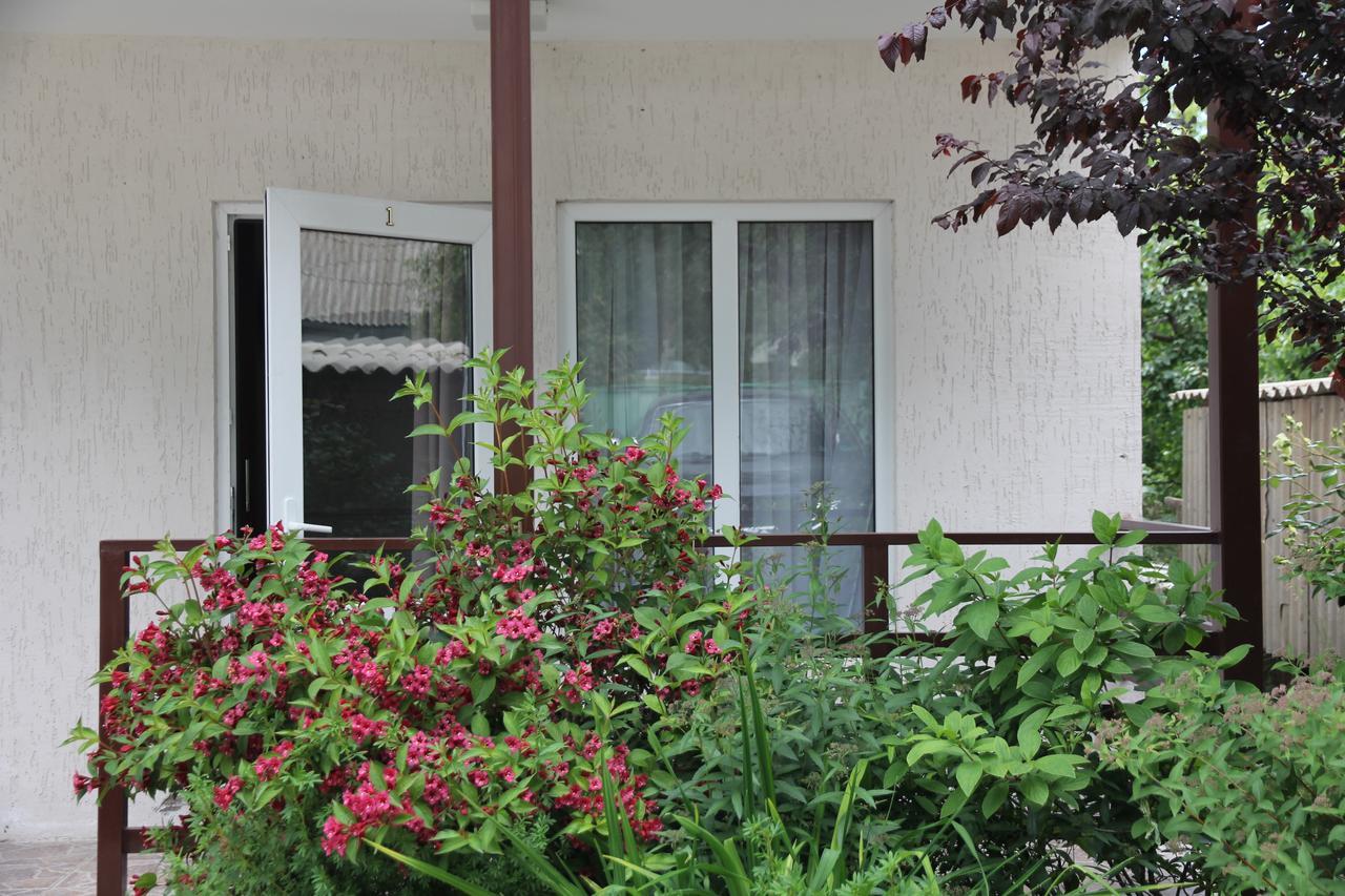 Guest House Leto Dolinka Zewnętrze zdjęcie