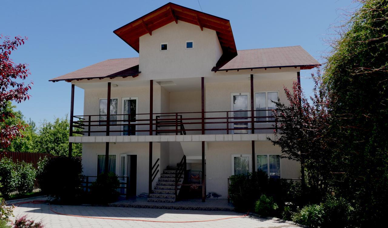 Guest House Leto Dolinka Zewnętrze zdjęcie