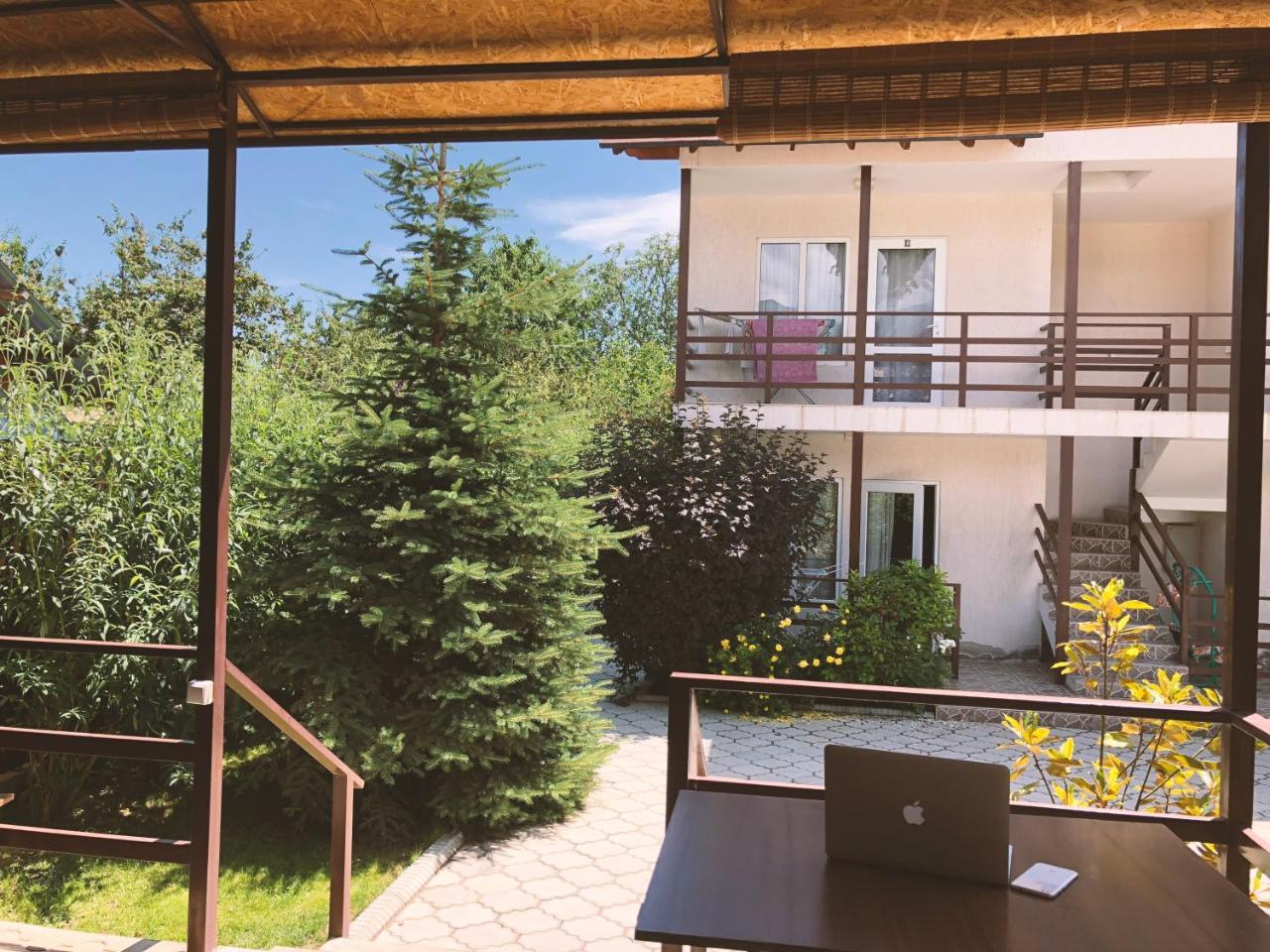 Guest House Leto Dolinka Zewnętrze zdjęcie